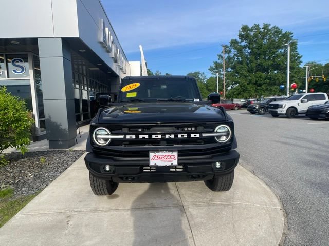 Certified 2025 Ford Bronco Outer Banks AWD/4WD image 3