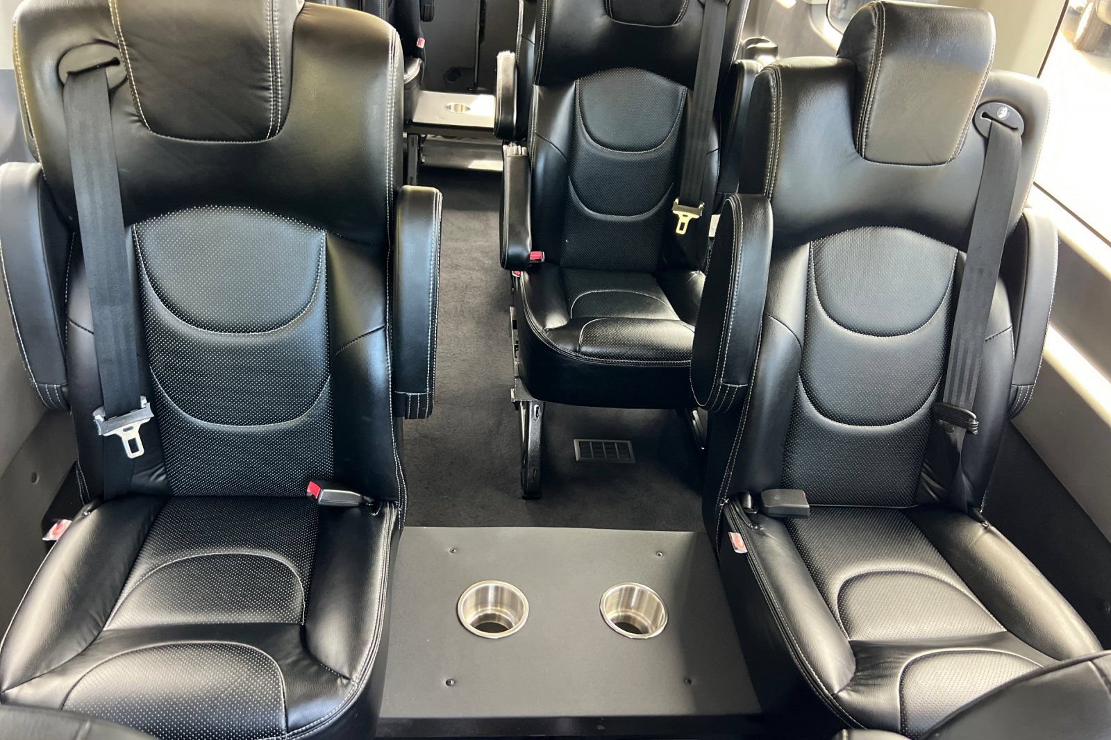 Certified 2024 Ford Transit 350 XLT RWD image 14