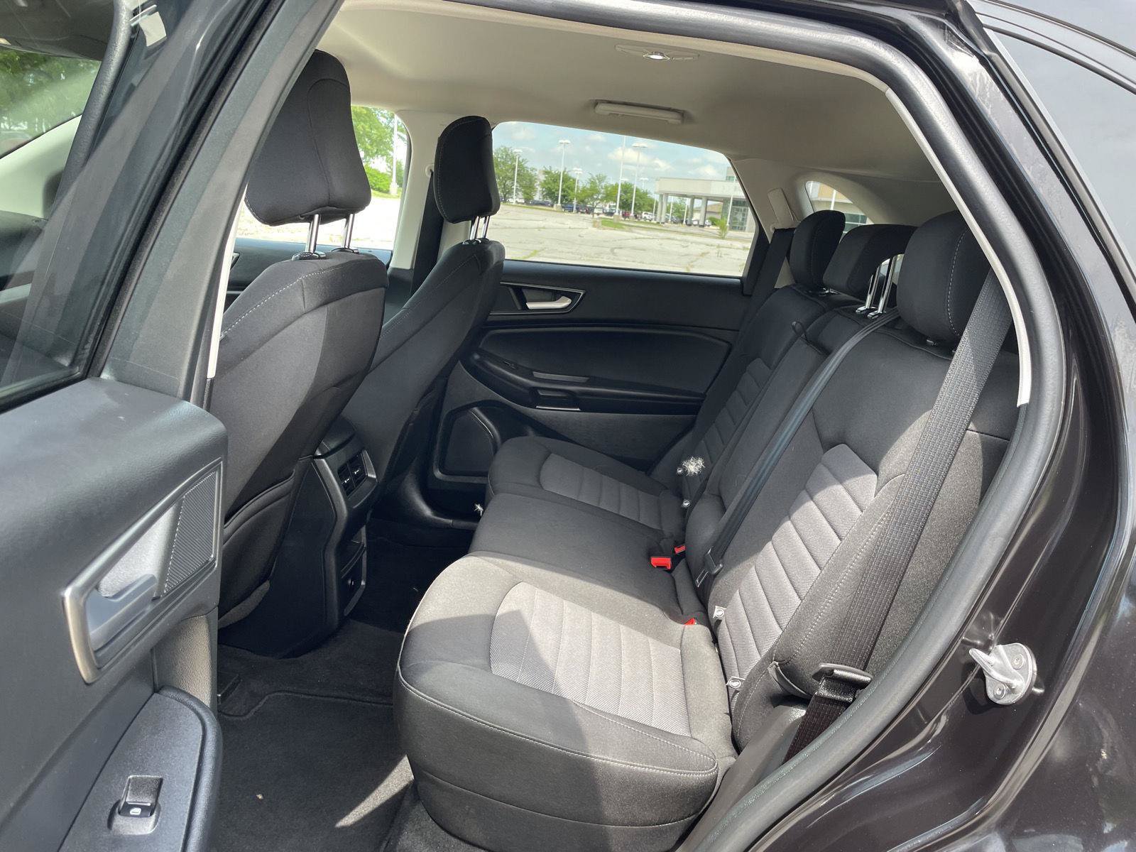 Certified 2023 Ford Edge SE w/ Black Appearance Package AWD/4WD image 19