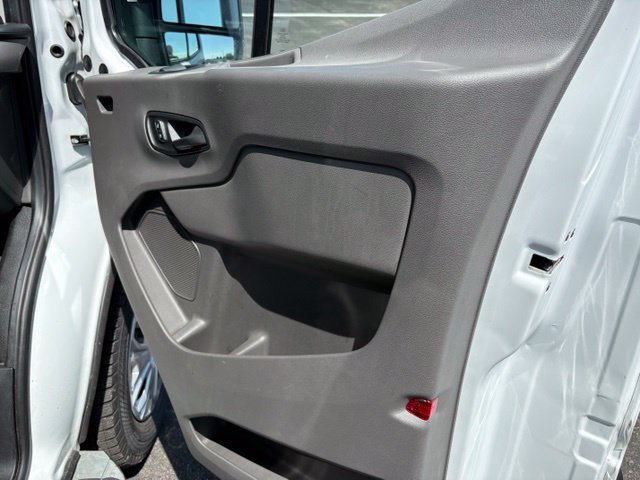 Certified 2025 Ford Transit 250 Low Roof w/ Exterior Upgrade Package RWD image 29