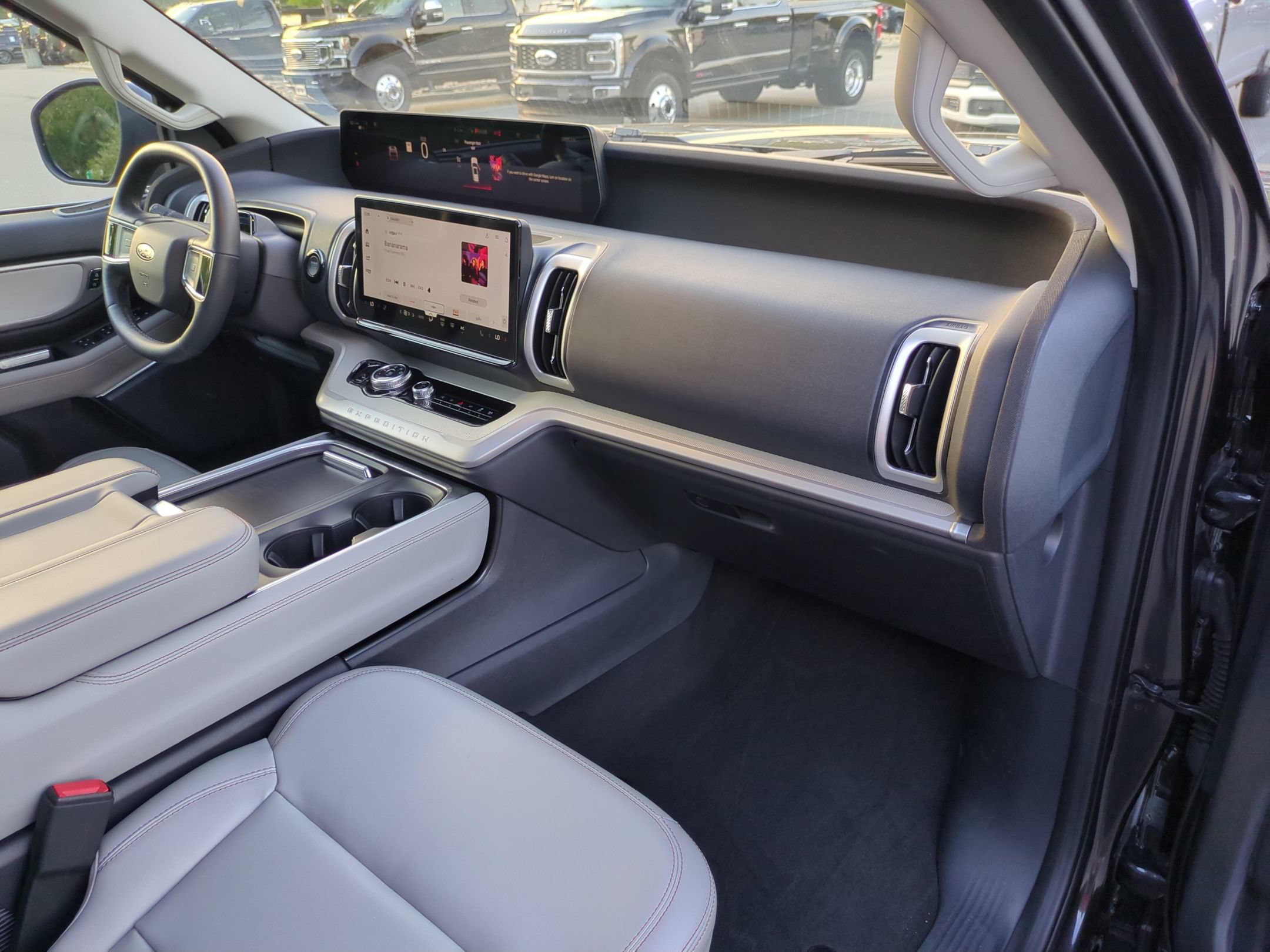 Certified 2025 Ford Expedition Active RWD image 39