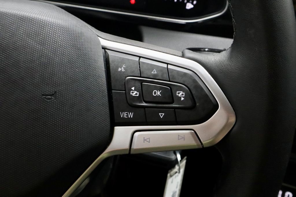 Used 2025 Volkswagen Jetta S FWD image 28