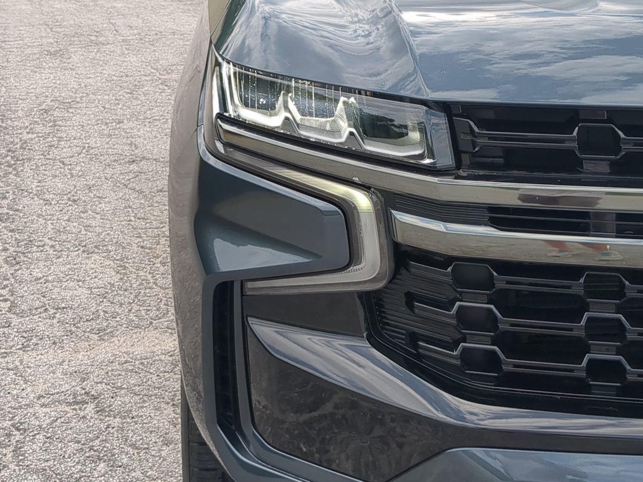 Used 2021 Chevrolet Tahoe Z71 w/ Z71 Signature Package AWD/4WD image 8