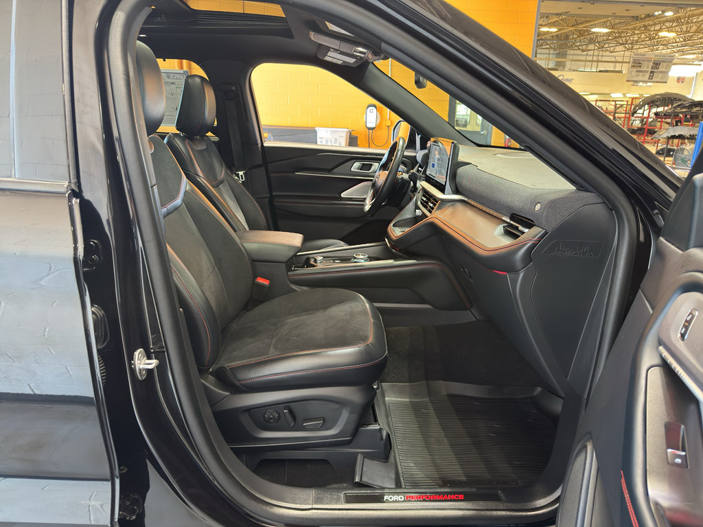 Certified 2025 Ford Explorer ST AWD/4WD image 20