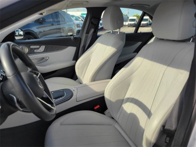 Used 2022 Mercedes-Benz E 350 Sedan image 19
