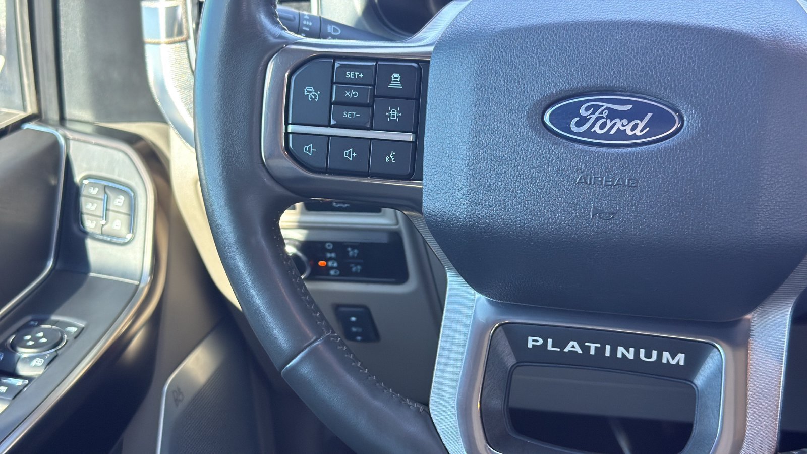 Certified 2024 Ford F150 Platinum w/ Equipment Group 703A Plus AWD/4WD image 15