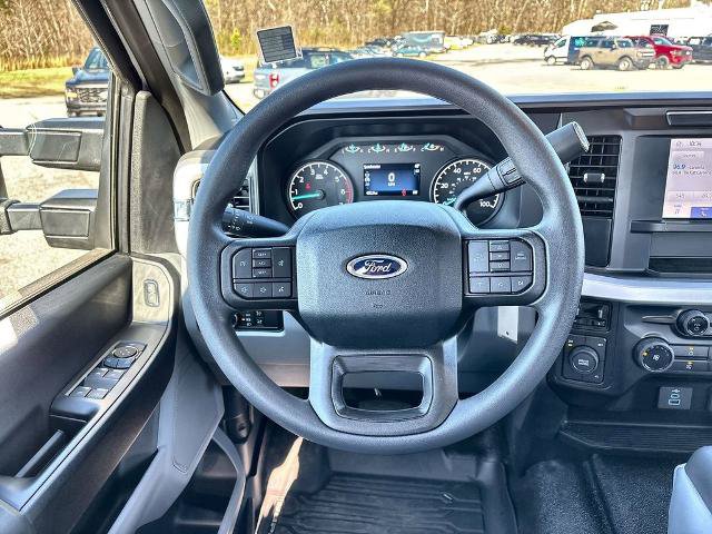 Certified 2024 Ford F250 XL w/ XL Chrome Package AWD/4WD image 11