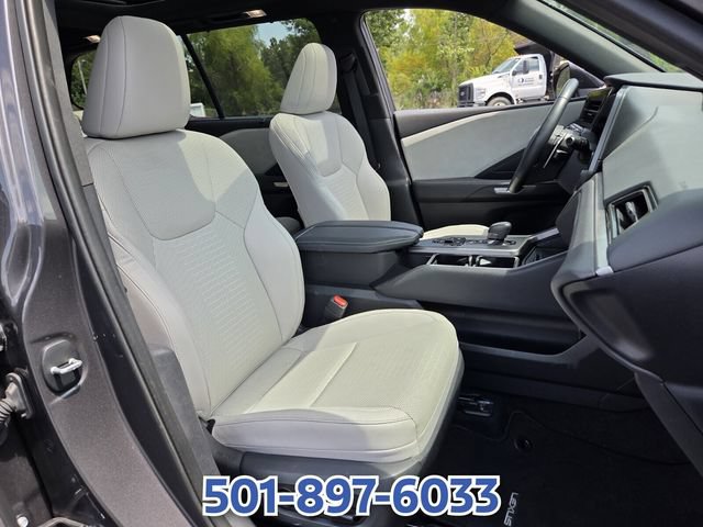 Used 2025 Lexus TX 350 AWD w/ Technology Package image 16