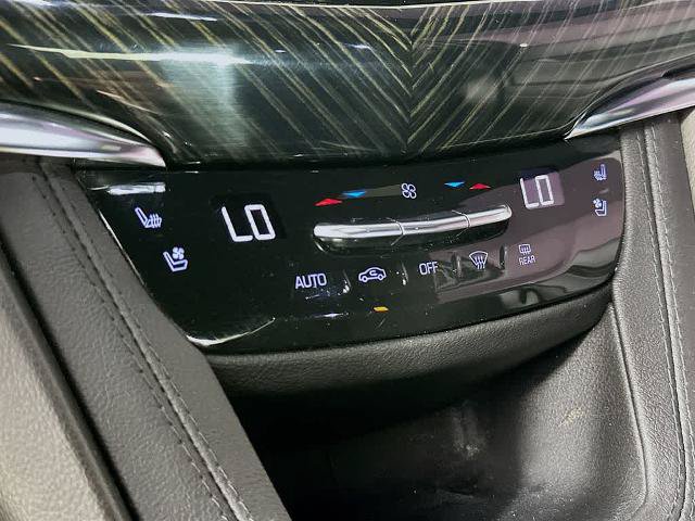 Used 2023 Cadillac XT6 Premium Luxury AWD/4WD image 18