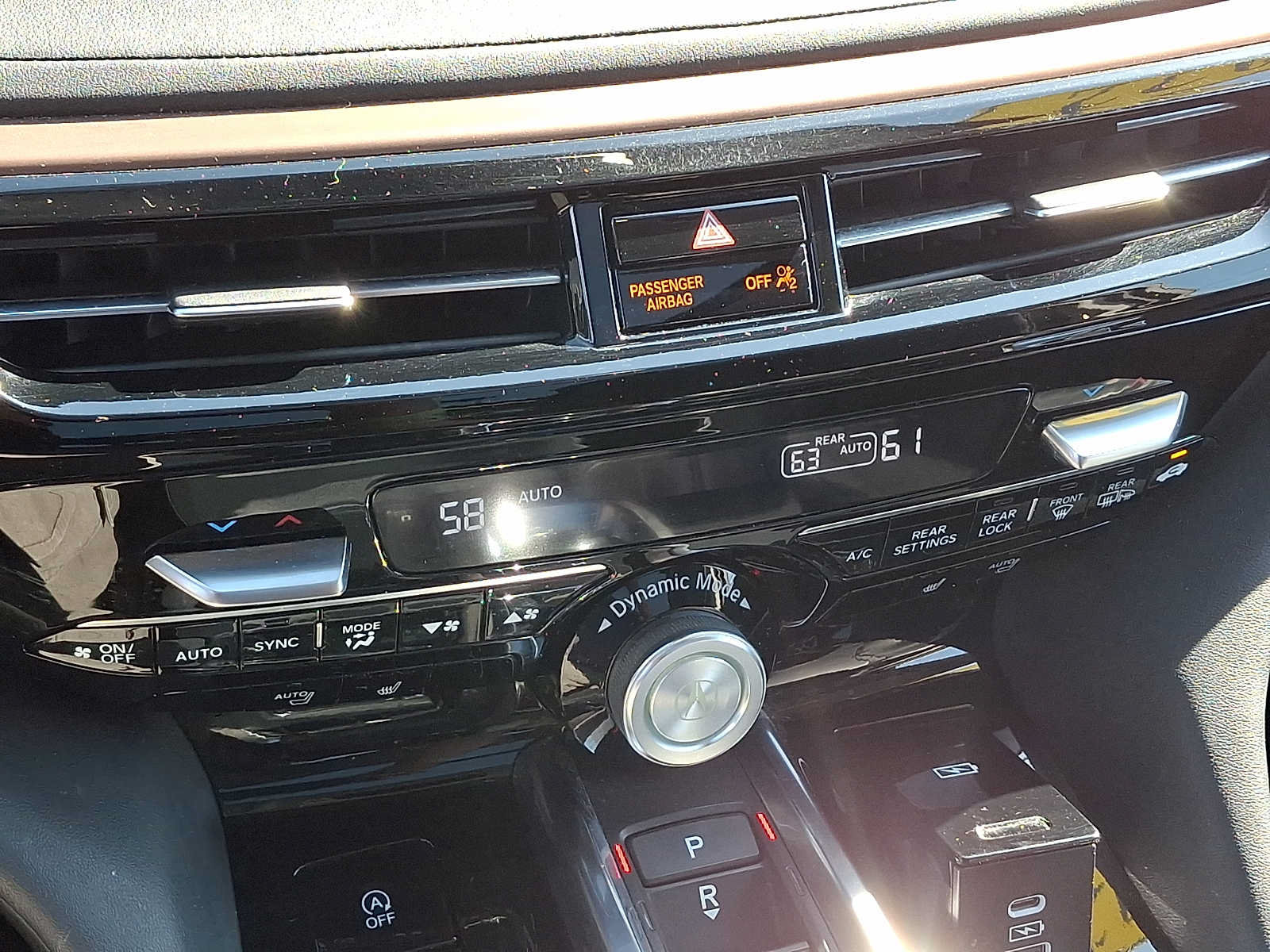 Used 2022 Acura MDX SH-AWD w/ Technology Package image 16