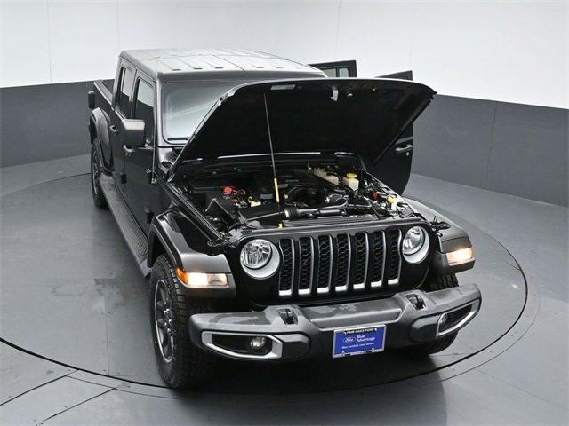 Used 2021 Jeep Gladiator Overland w/ Cold Weather Group image 51