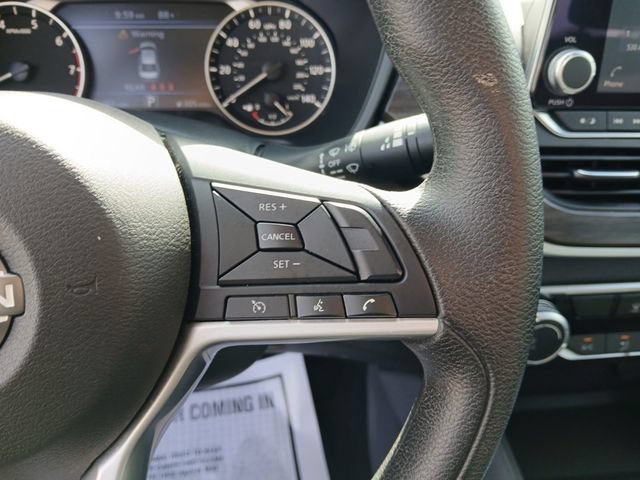 Used 2025 Nissan Altima 2.5 SV FWD image 20