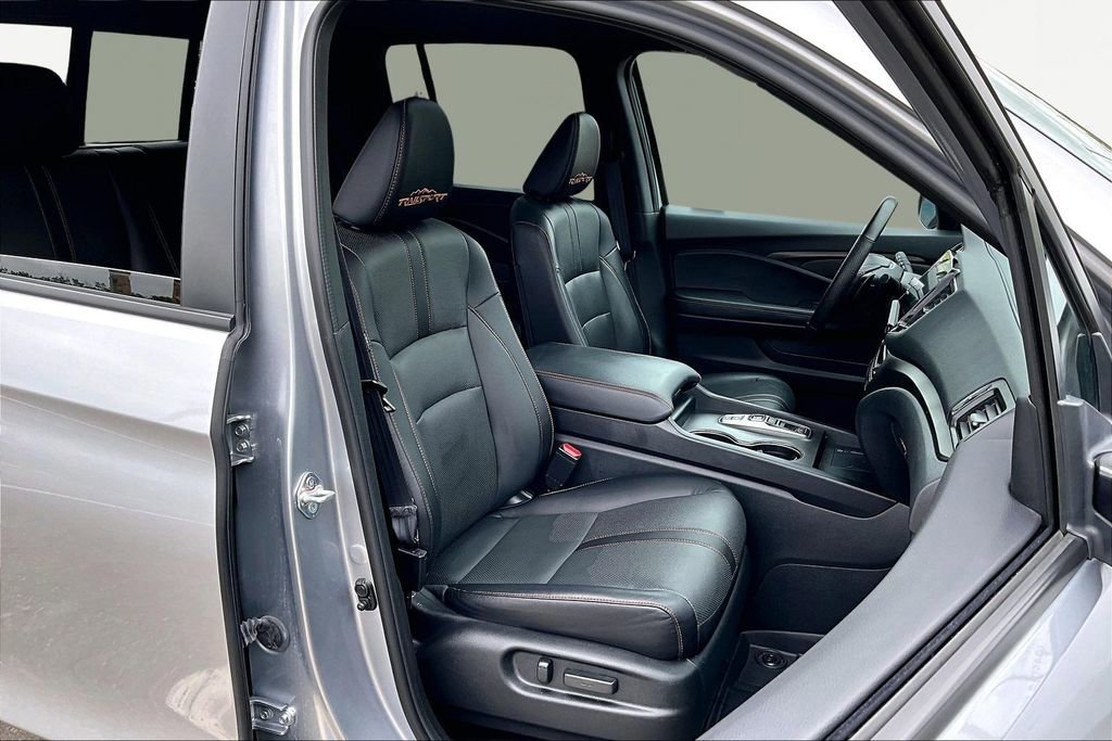 Used 2024 Honda Ridgeline TrailSport image 9