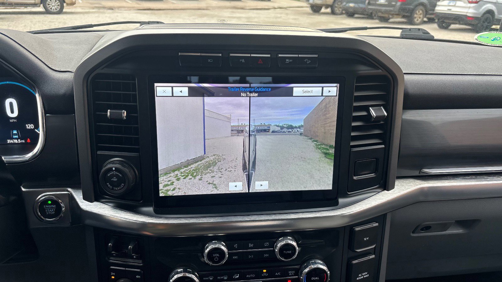 Certified 2022 Ford F150 Lariat w/ Equipment Group 502A High image 46