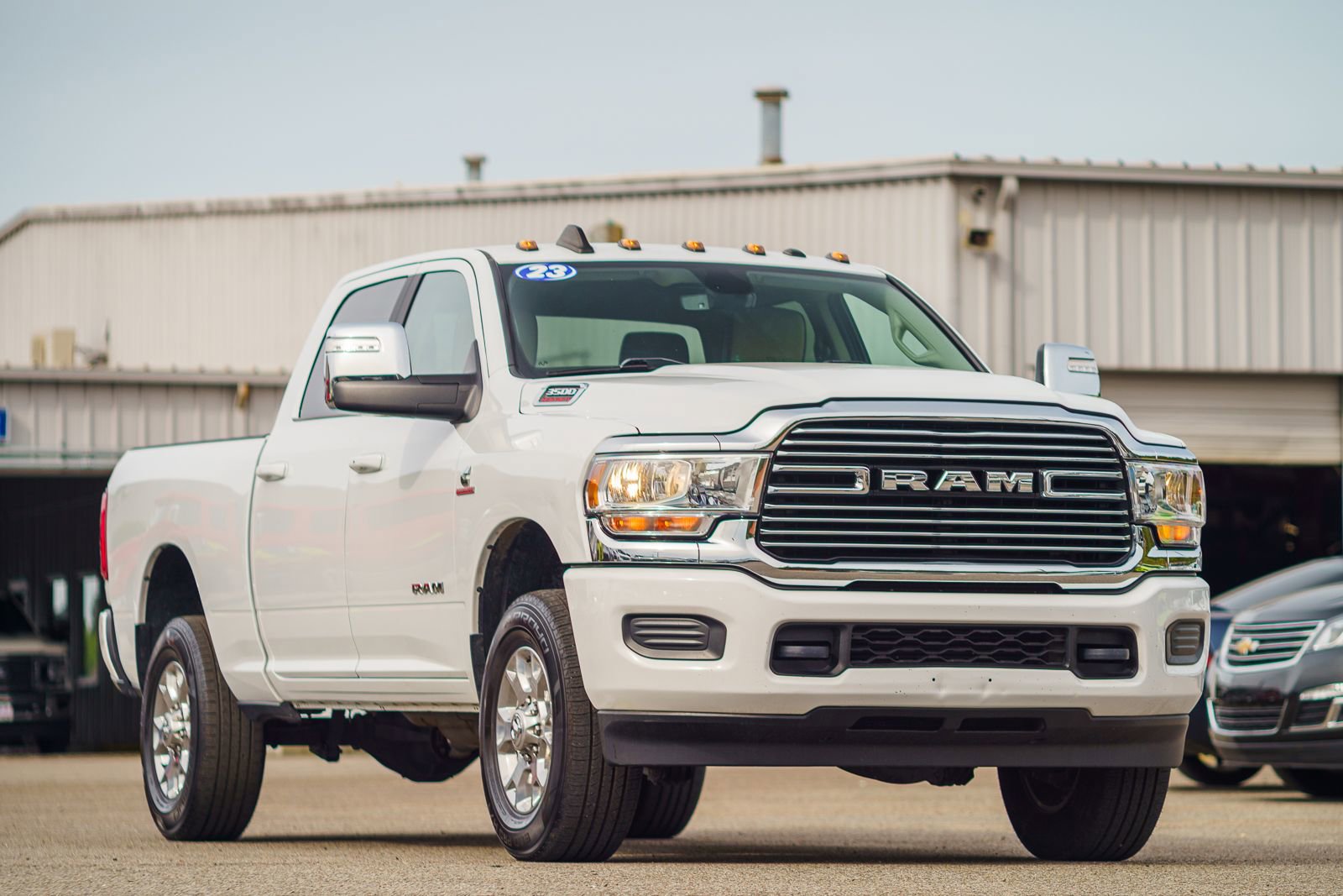 Used 2023 RAM 3500 Laramie AWD/4WD image 2