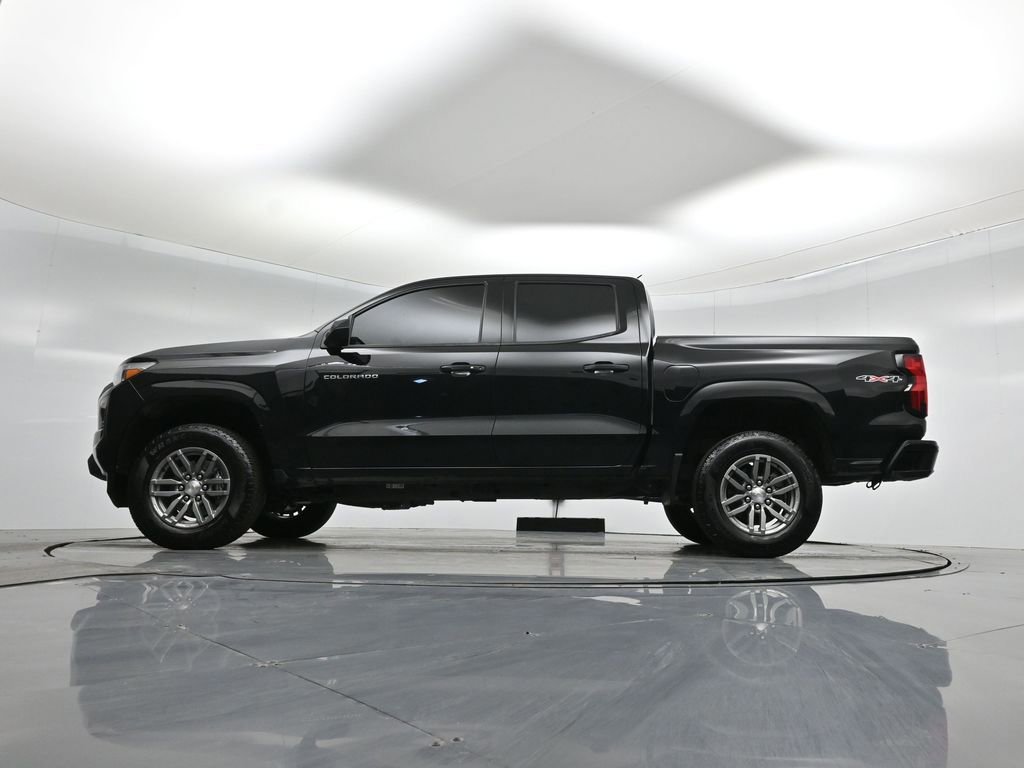 Used 2023 Chevrolet Colorado LT w/ LT Convenience Package image 25