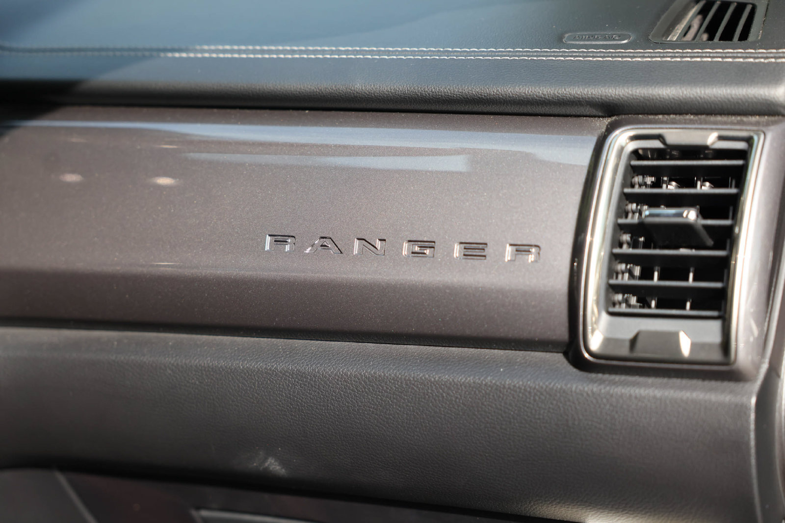 Certified 2019 Ford Ranger Lariat w/ Equipment Group 501A Mid AWD/4WD image 17