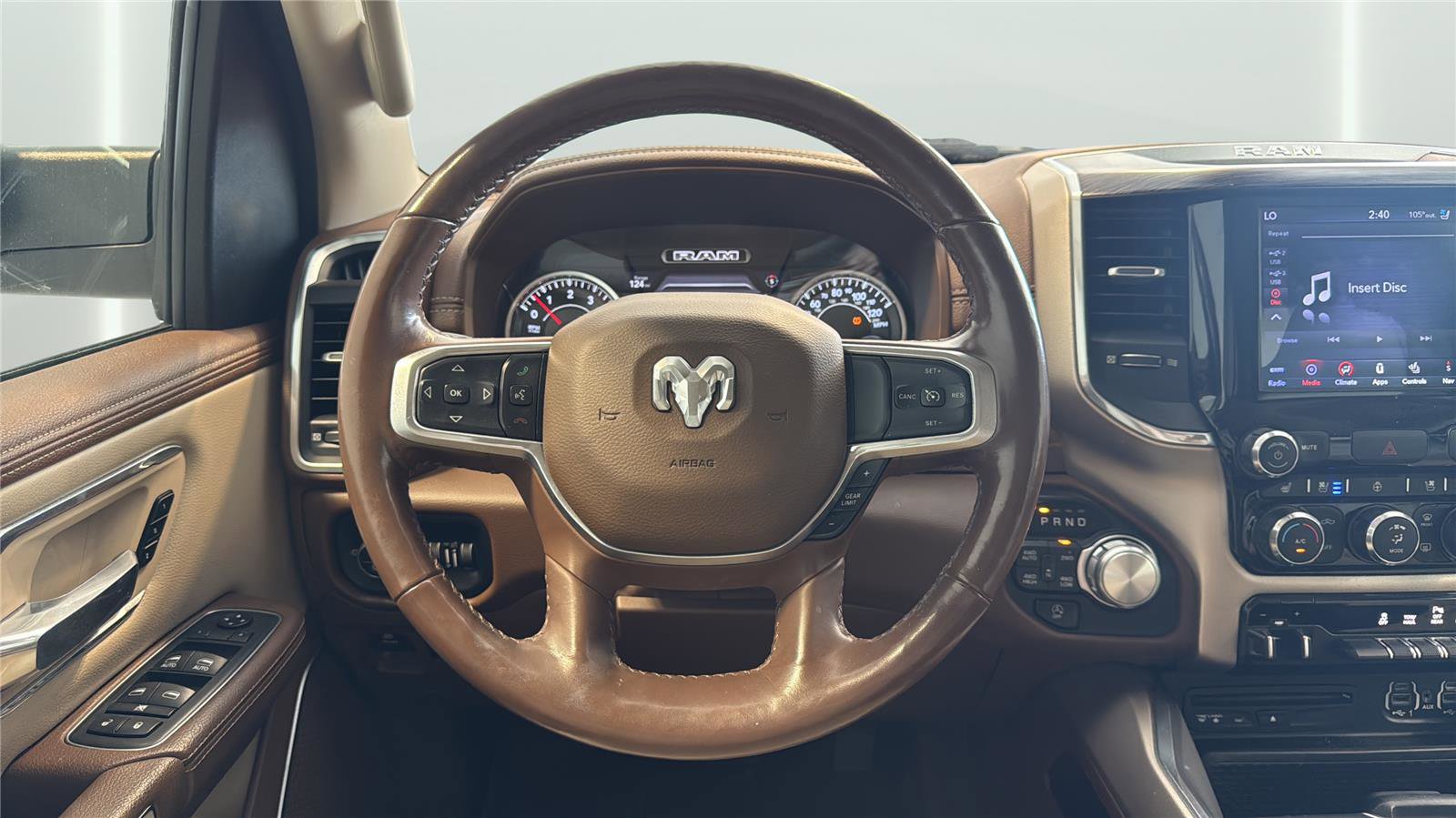 Used 2019 RAM 1500 Laramie AWD/4WD image 14