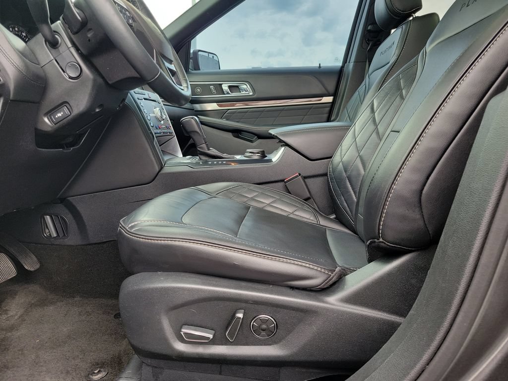 Certified 2017 Ford Explorer Platinum AWD/4WD image 19
