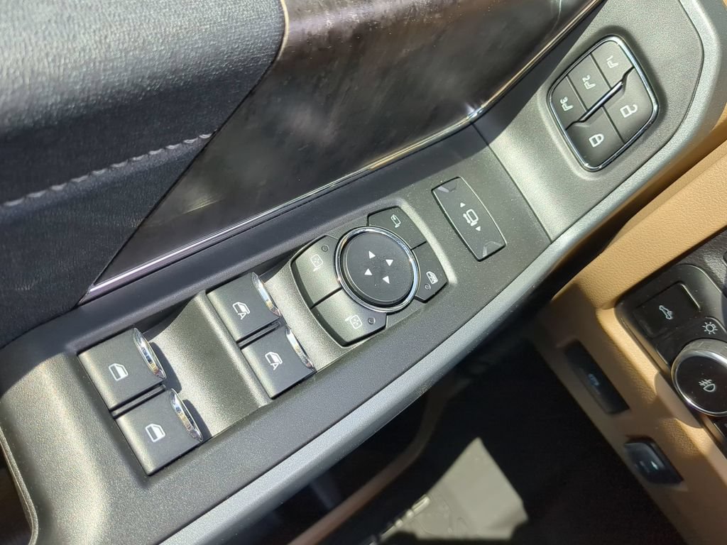 Certified 2024 Ford F250 Lariat w/ Lariat Ultimate Package AWD/4WD image 29