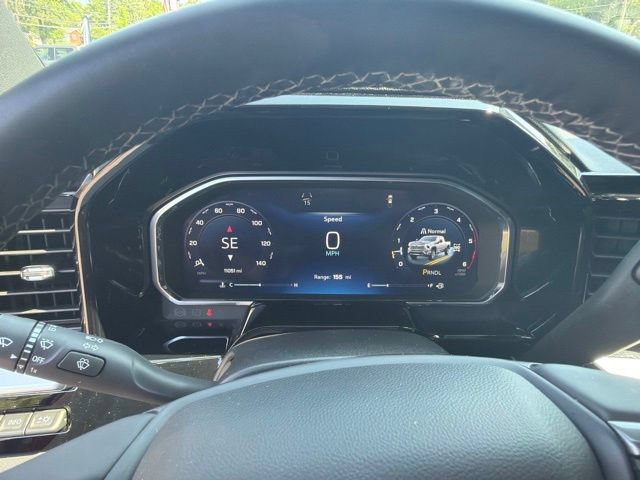 Used 2026 Chevrolet Silverado 2500 High Country w/ High Country Premium Package AWD/4WD image 9