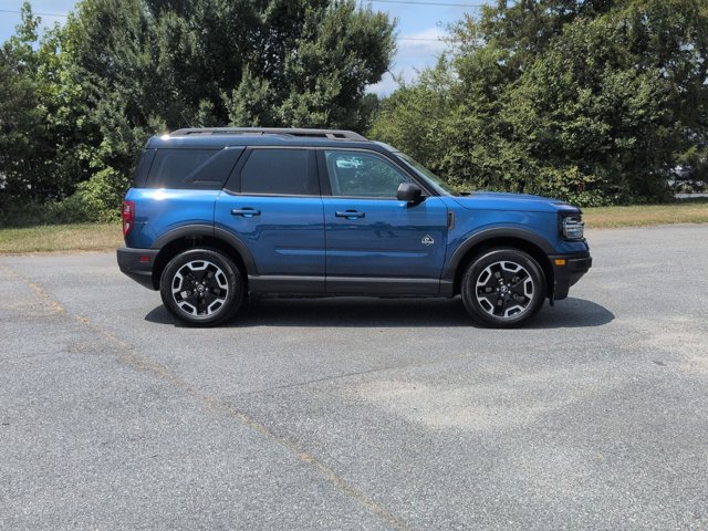 Certified 2023 Ford Bronco Sport Outer Banks AWD/4WD image 3