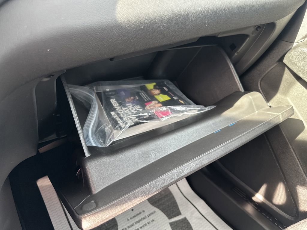 Used 2024 Chevrolet Equinox LT image 24