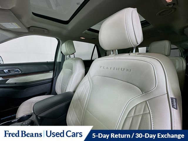 Certified 2017 Ford Explorer Platinum image 23