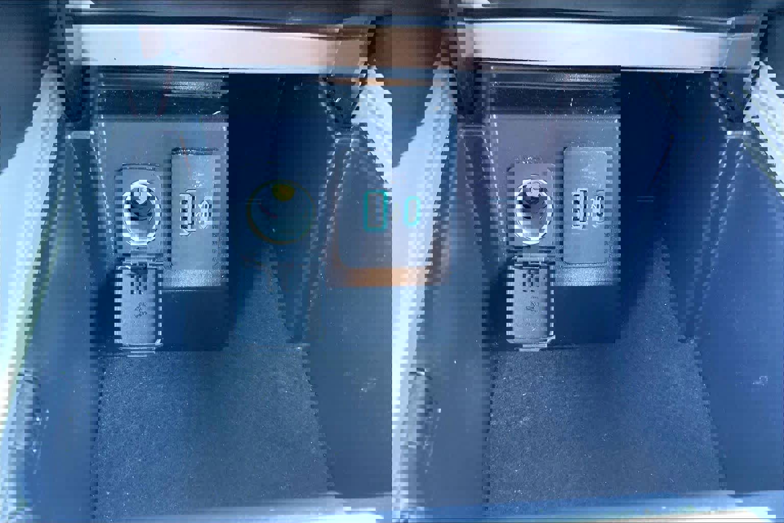 Certified 2023 Ford Explorer Limited image 32