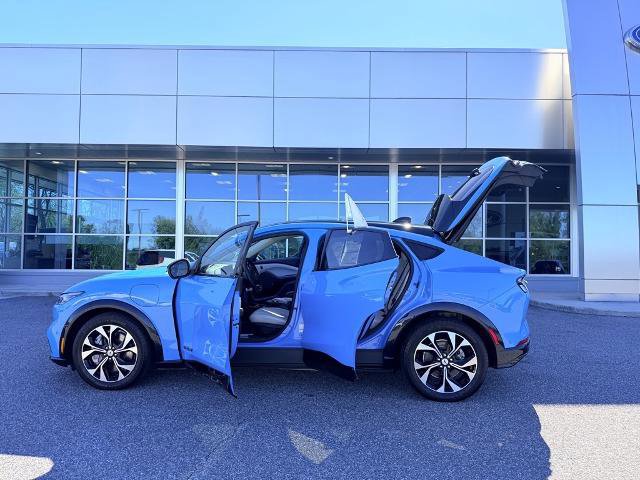 Certified 2022 Ford Mustang Mach-E Premium image 10