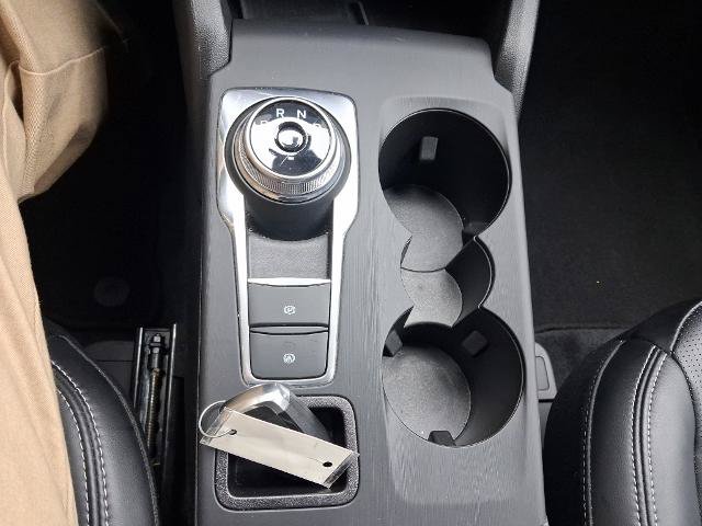 Certified 2025 Ford Escape Platinum AWD/4WD image 15