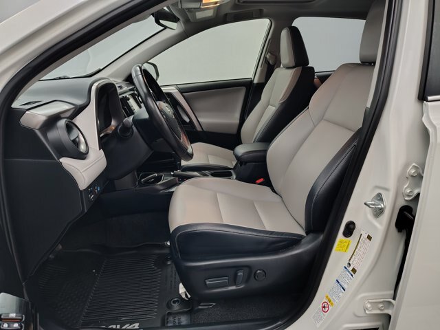 Used 2017 Toyota RAV4 Limited w/ Advanced Technology Package AWD/4WD image 20