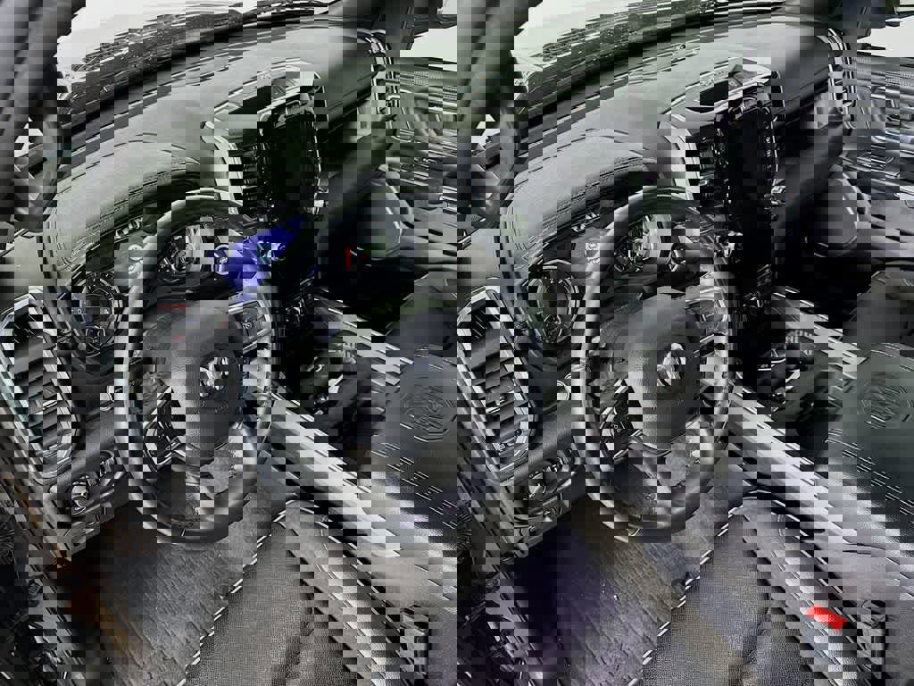 Used 2022 RAM 1500 Laramie image 9