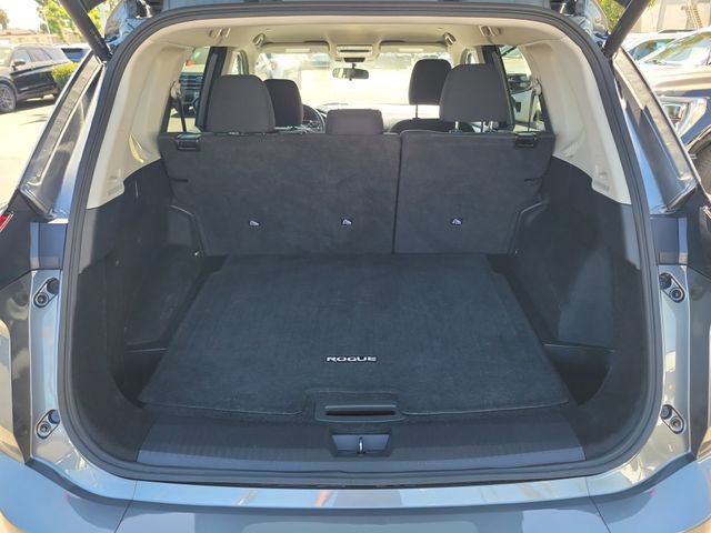 Used 2024 Nissan Rogue SV FWD image 19