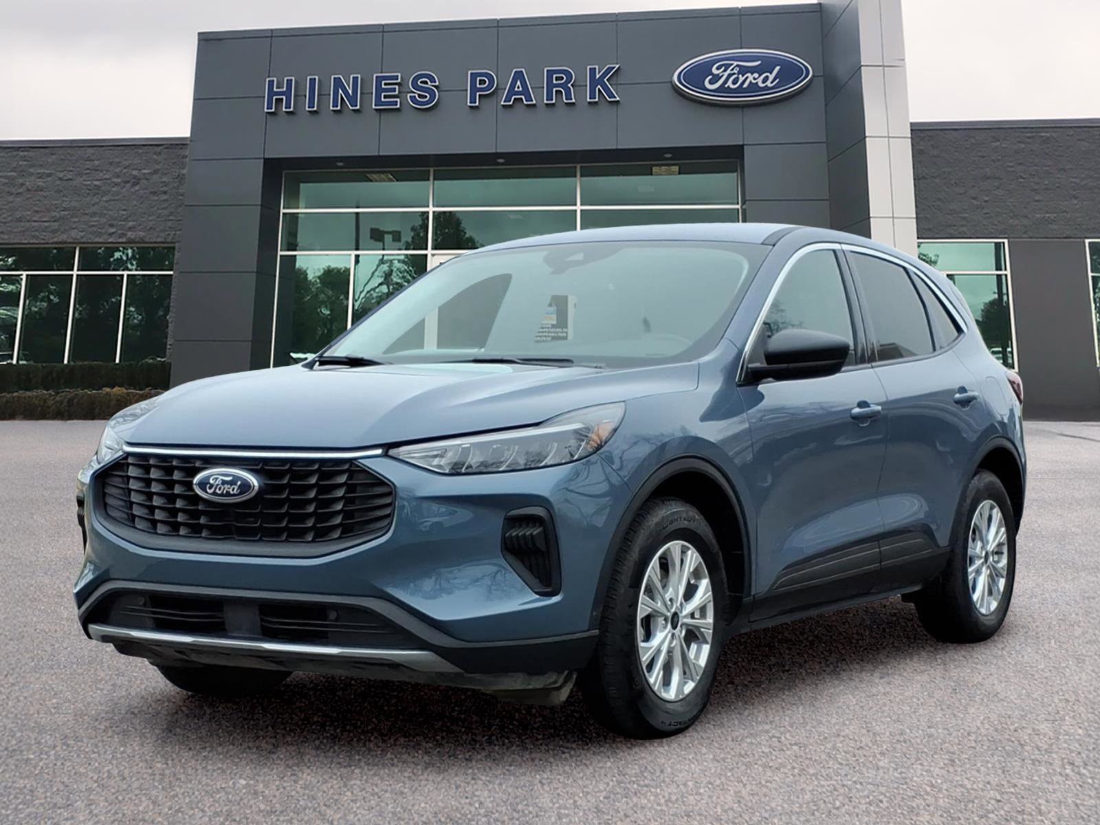 Certified 2023 Ford Escape Active AWD/4WD image 3