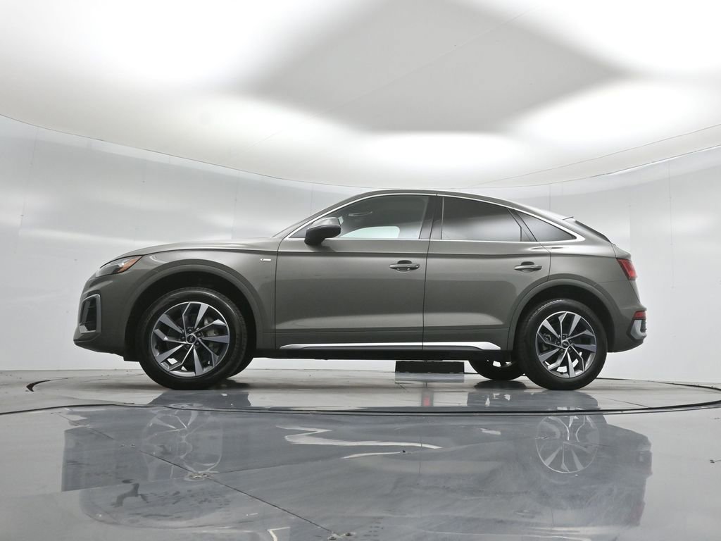 Used 2023 Audi Q5 2.0T Premium w/ Convenience Package image 22