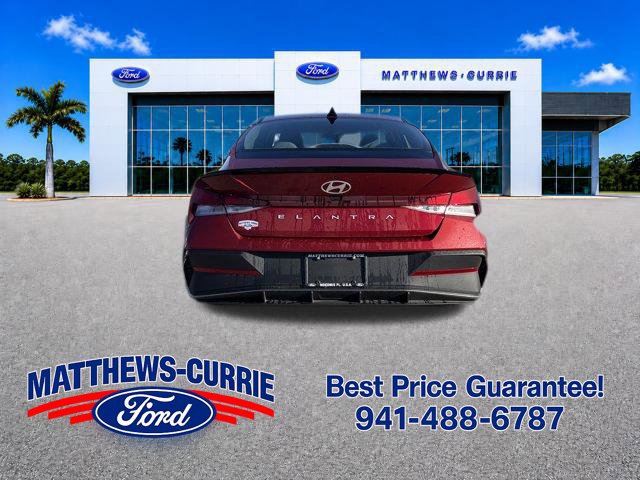 Used 2025 Hyundai Elantra Sport FWD image 5