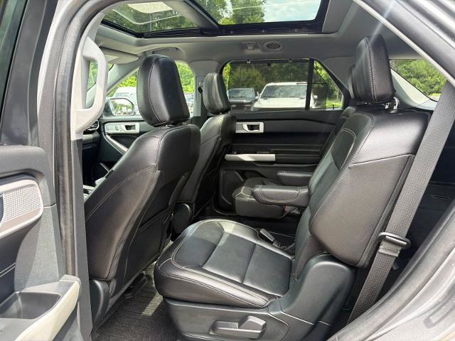 Certified 2021 Ford Explorer Limited w/ Equipment Group 301A AWD/4WD image 7