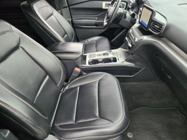 Certified 2020 Ford Explorer XLT w/ Equipment Group 202A image 12