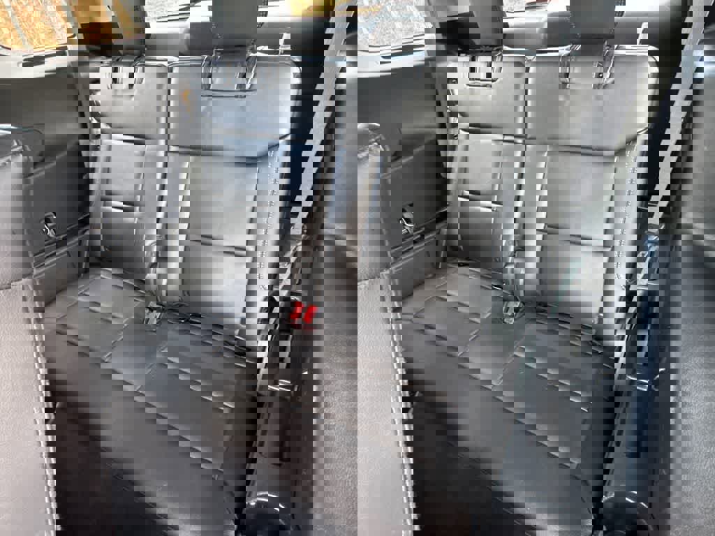 Certified 2022 Ford Explorer Limited w/ Hybrid Equipment Group 310A image 19