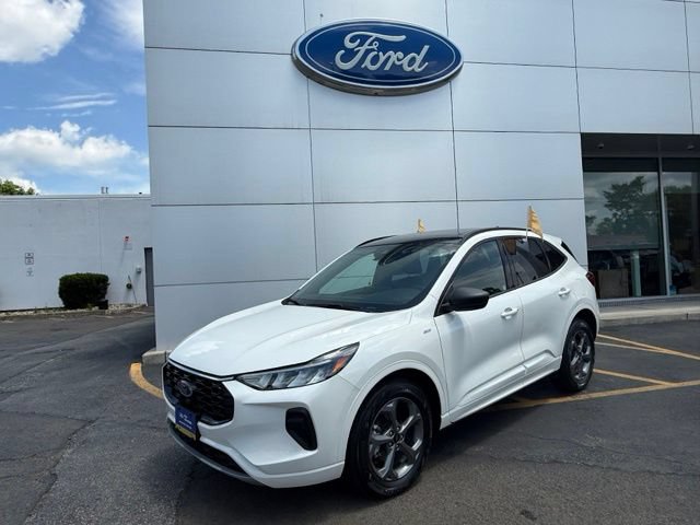 Certified 2024 Ford Escape ST-Line w/ Tech Pack #1 AWD/4WD image 2