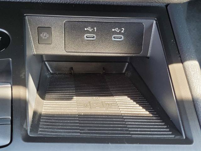 Used 2026 Nissan Kicks SV w/ Illumination Package FWD image 20