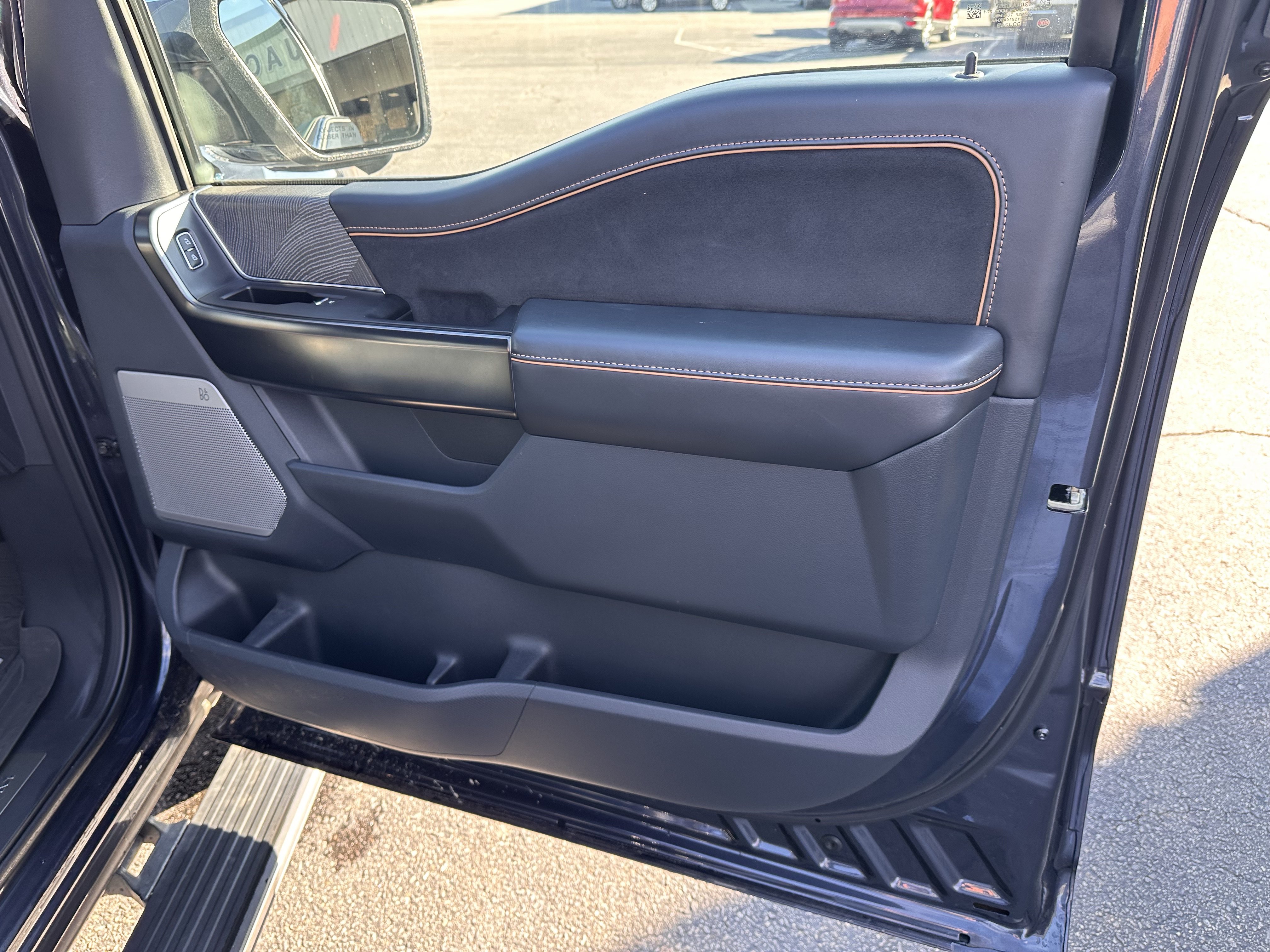 Certified 2022 Ford F150 Platinum w/ Trailer Tow Package AWD/4WD image 15