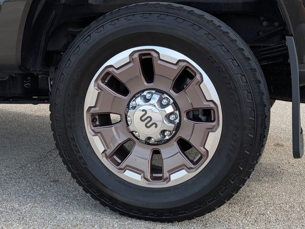Certified 2024 Ford F350 King Ranch w/ FX4 Off-Road Package AWD/4WD image 27