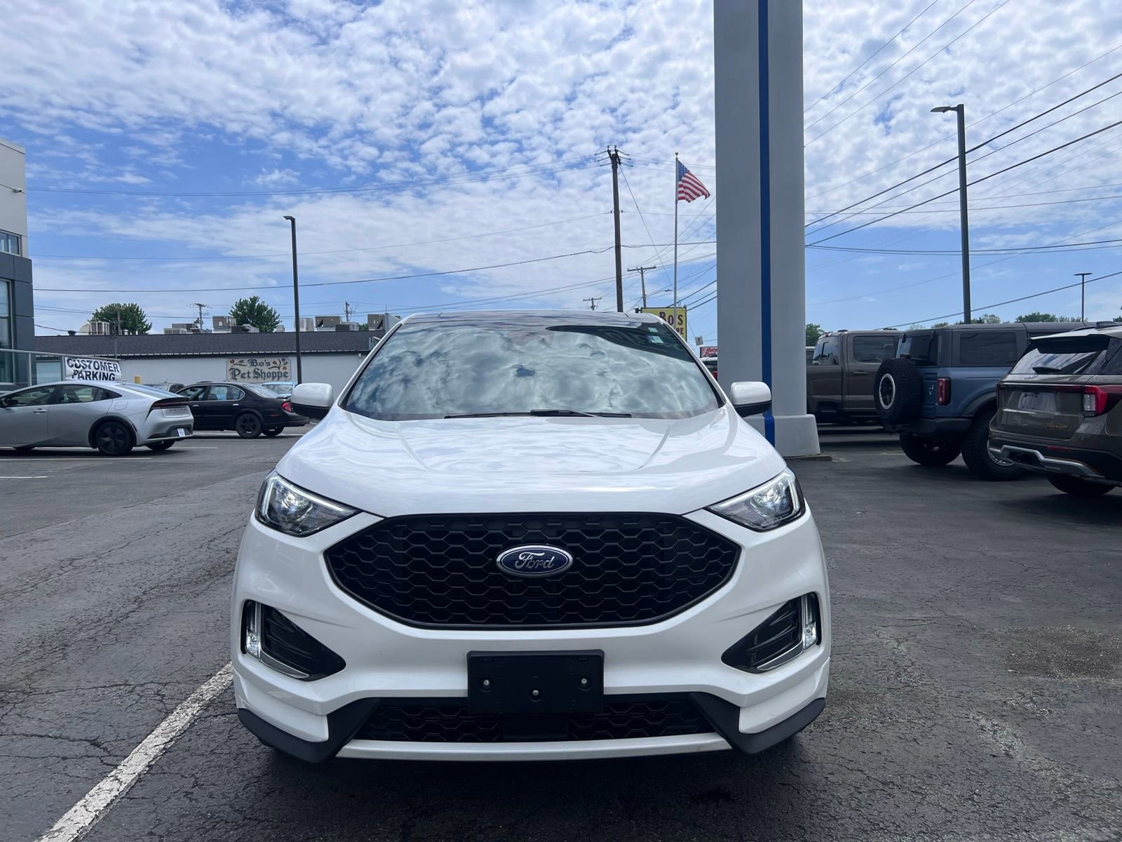 Certified 2023 Ford Edge ST-Line AWD/4WD image 2