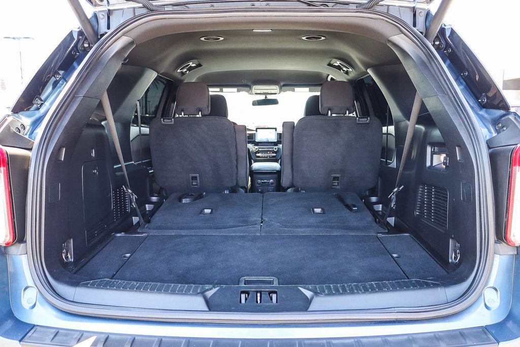 Certified 2020 Ford Explorer XLT RWD image 32