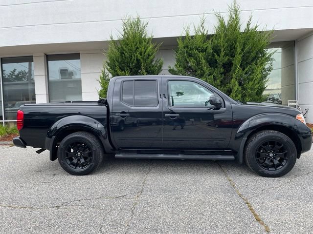 Used 2021 Nissan Frontier SV w/ Midnight Edition Floor Mats AWD/4WD image 6
