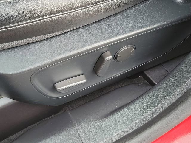 Certified 2020 Ford Escape Titanium FWD image 24