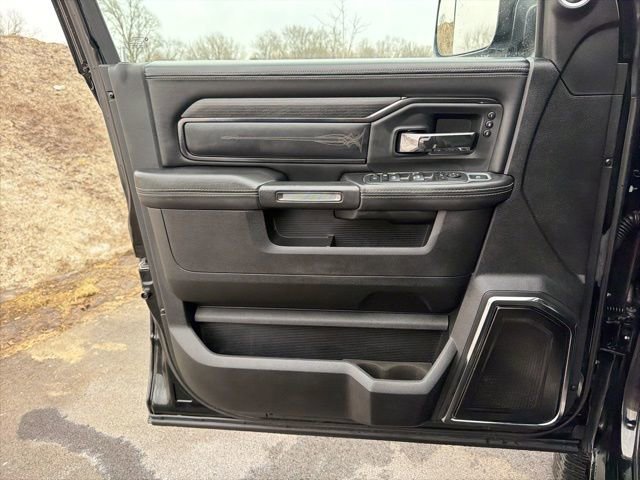 Used 2022 RAM 2500 Limited image 23
