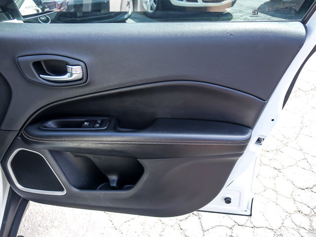 Used 2021 Jeep Compass Latitude AWD/4WD image 25